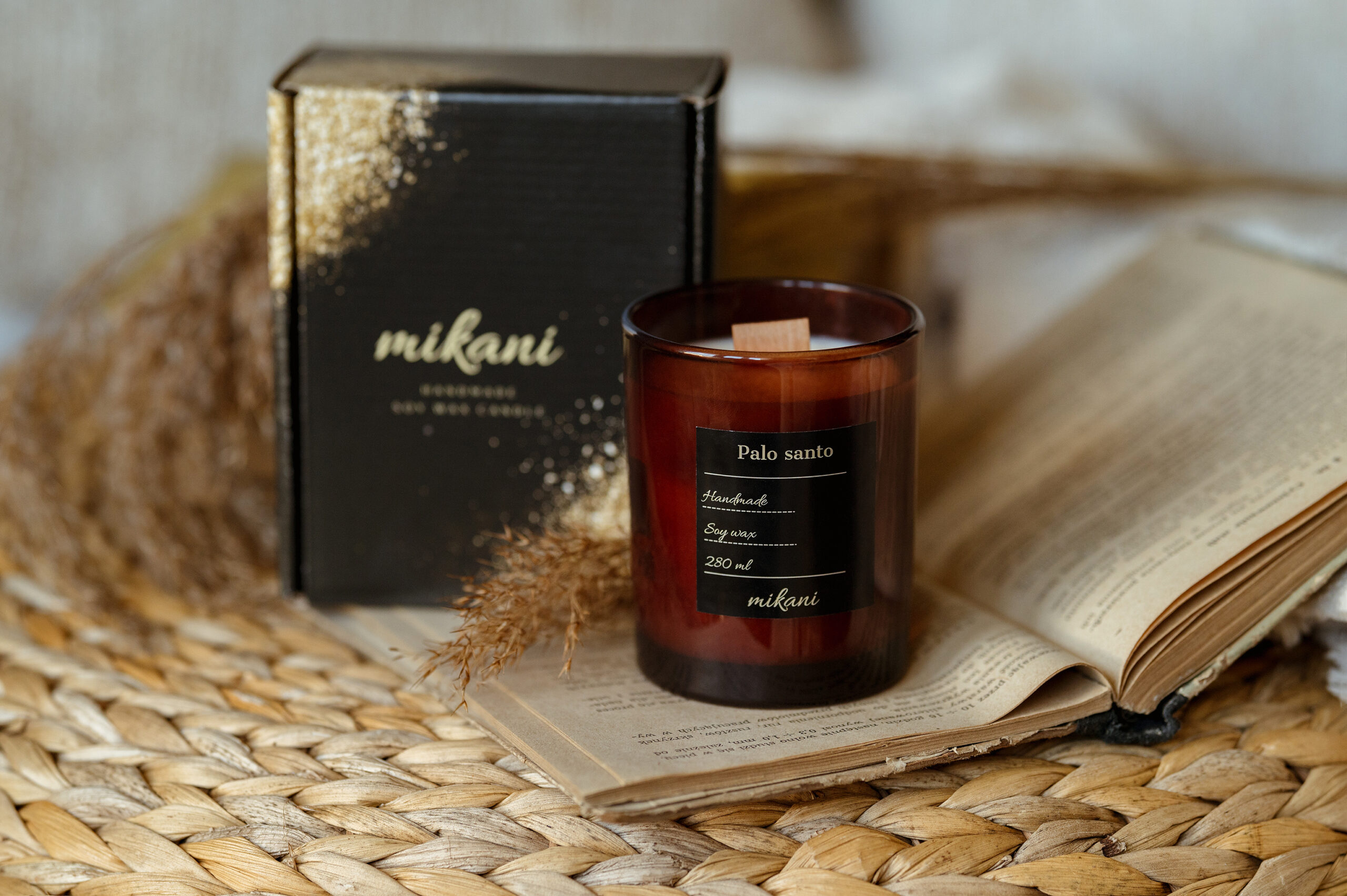 Świeca sojowa Palo Santo 1 świeca sojowa palo santo ręcznie robiona mała firma Mikani Candles