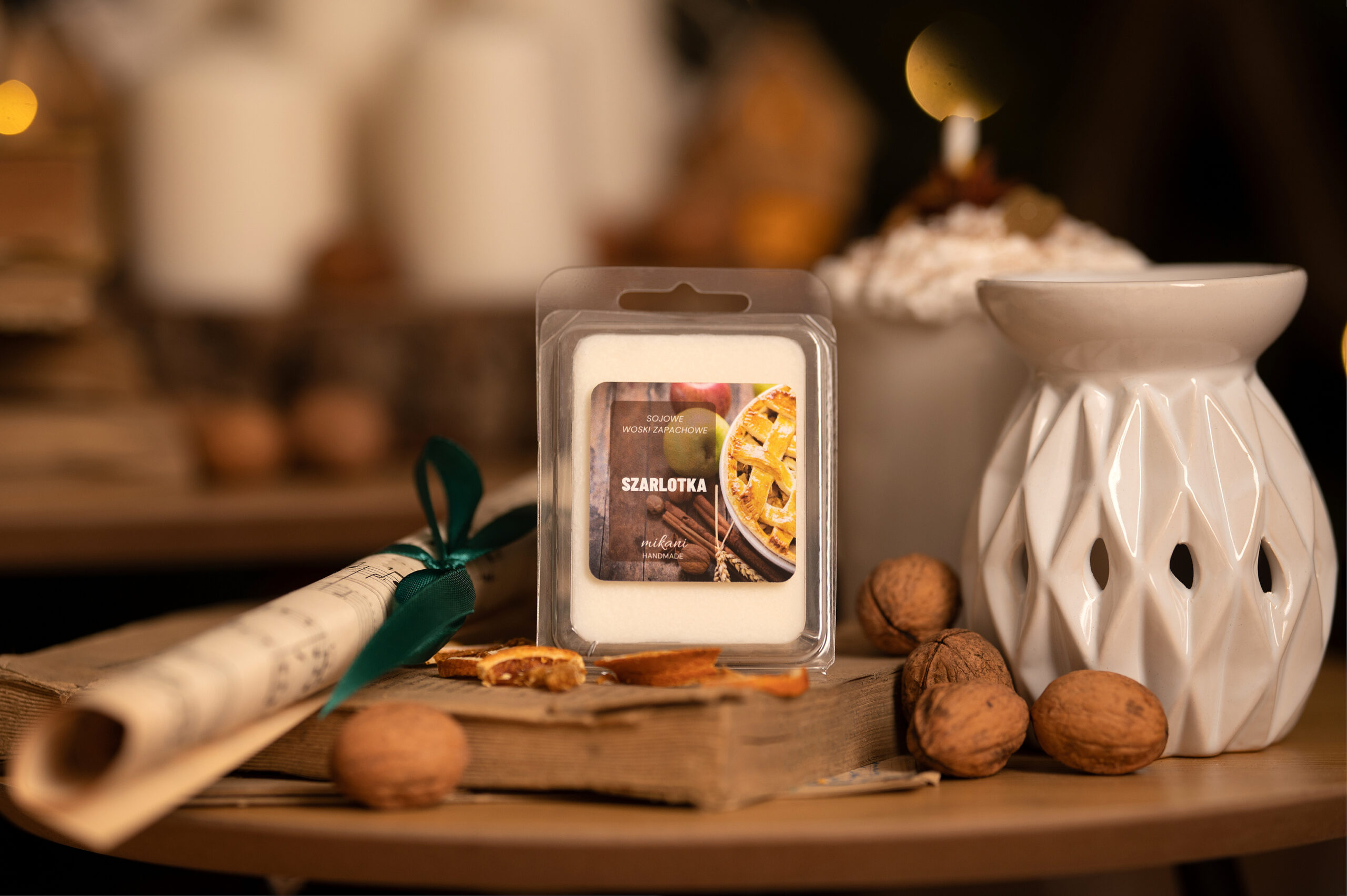 Sojowy Wosk Zapachowy Szarlotka 1 Sojowy wosk zapachowy Szarlotka 60g w kostkach - ręcznie robiony - Mikani Candles